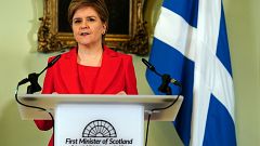 Cinco Continentes - Nicola Sturgeon anuncia su dimisión