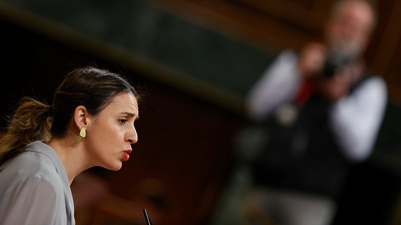 Las Mañanas de RNE con Íñigo Alfonso - Elena Valenciano, presidenta de la Fundación Mujeres sobre la Ley Trans: "Se producen efectos, como pasa con la ley del 'solo sí es sí', no deseados" - Escuchar ahora