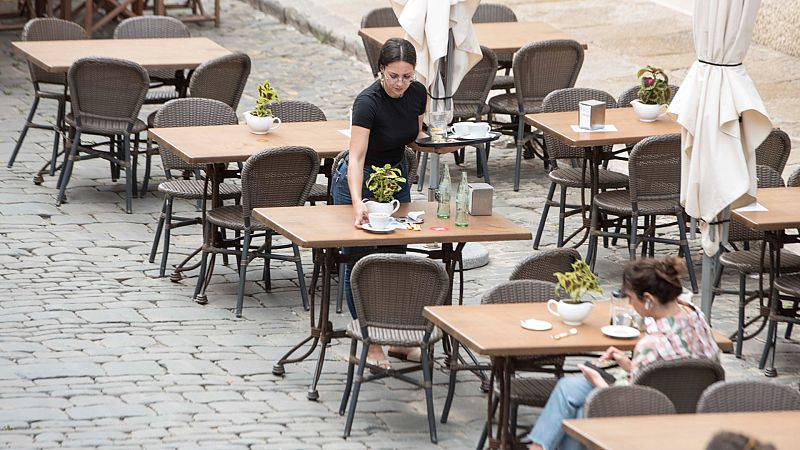Las Mañanas de RNE con Íñigo Alfonso - Baleares consigue un convenio de hostelería pionero en España por sus mejoras salariales y sociales - Escuchar ahora
