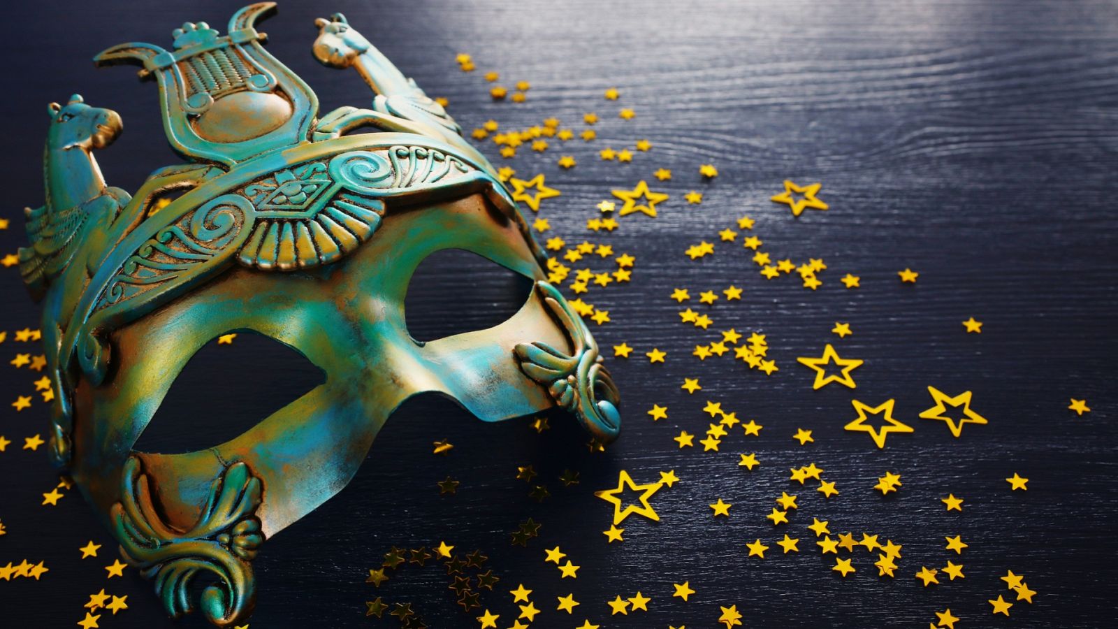 No es un día cualquiera - Verba Volant de Emilio del rio y el origen del carnaval - Escuchar ahora