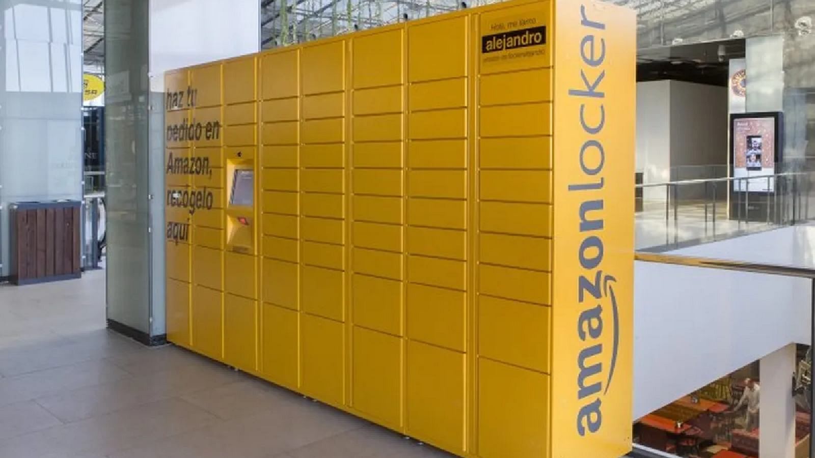 Barcelona incentiva la recollida de les compres en línia en llocs fixos