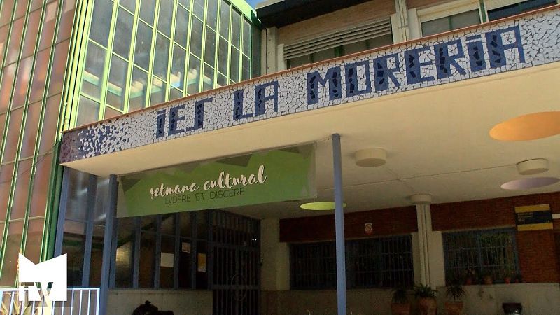 Dimite equiipo directivo del instituto de Mislata 22/02/23 - escuchar ahora