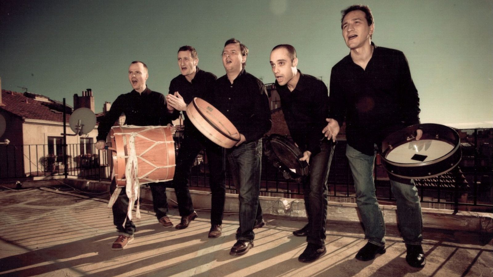 Mil mundos - Por alusiones - 22/02/23 - escuchar ahora