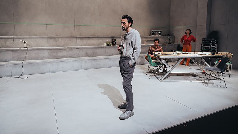 La lira de Apolo - Lucía Carballal debuta en el CDN como directora escénica - Escuchar ahora