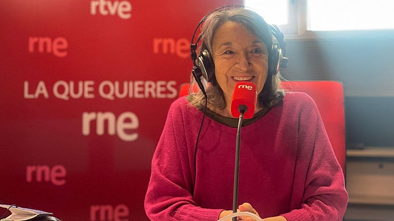 No es un día cualquiera - Tertulia de maduritos interesantes con Petra Martínez - Escuchar ahora