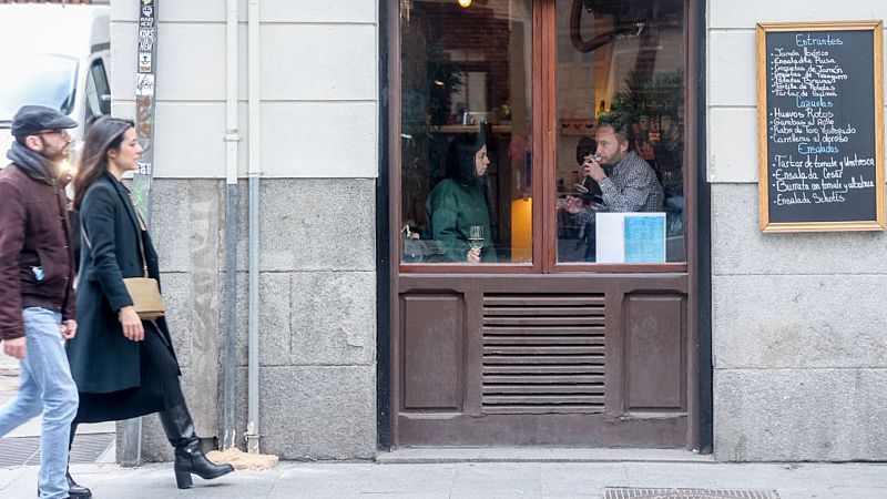 Por tres razones - Formar a extranjeros para salvar la hostelería guipuzcoana - Escuchar ahora