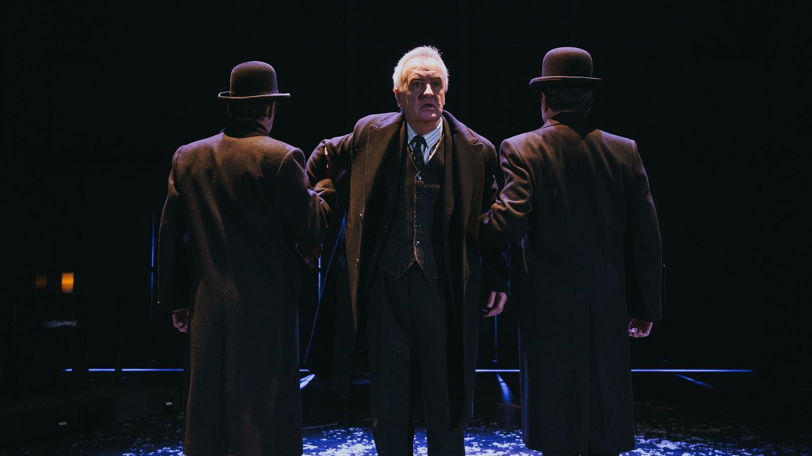 La lira de Apolo - Carlos Hipólito protagoniza 'El proceso' en el CDN - Escuchar ahora