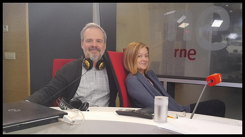 No es un día cualquiera - Pienso, luego existo con Toño Fraguas sobre los teléfonos móviles y la sociedad - Escuchar ahora