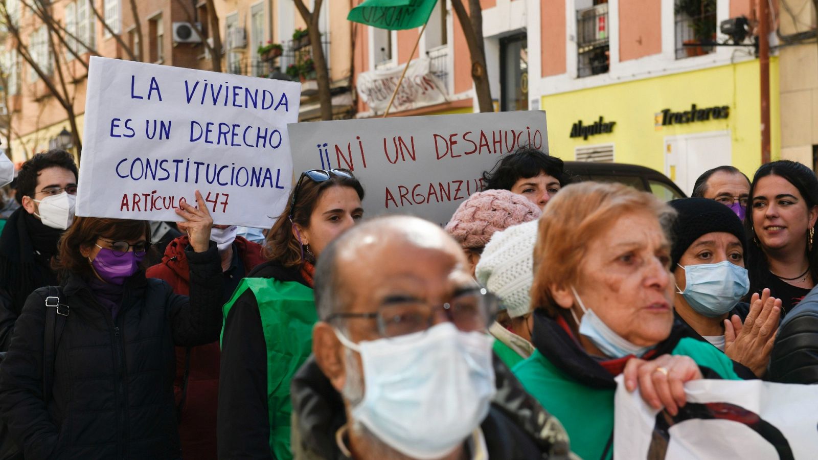 Las Mañanas de RNE - Afectados por la hipoteca: "Cómo vas a tener un proyecto de vida si te van a echar de tu casa" - Escuchar ahora