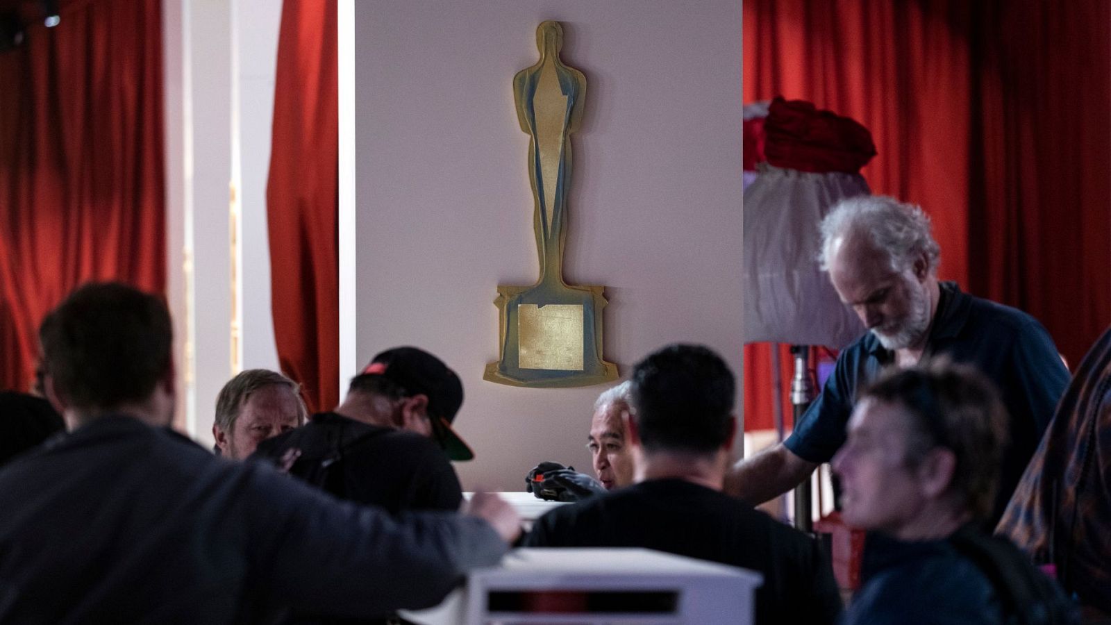 El ojo crítico - La previa de los Oscar, estrenos y paseo por la afombra roja - Escuchar ahora