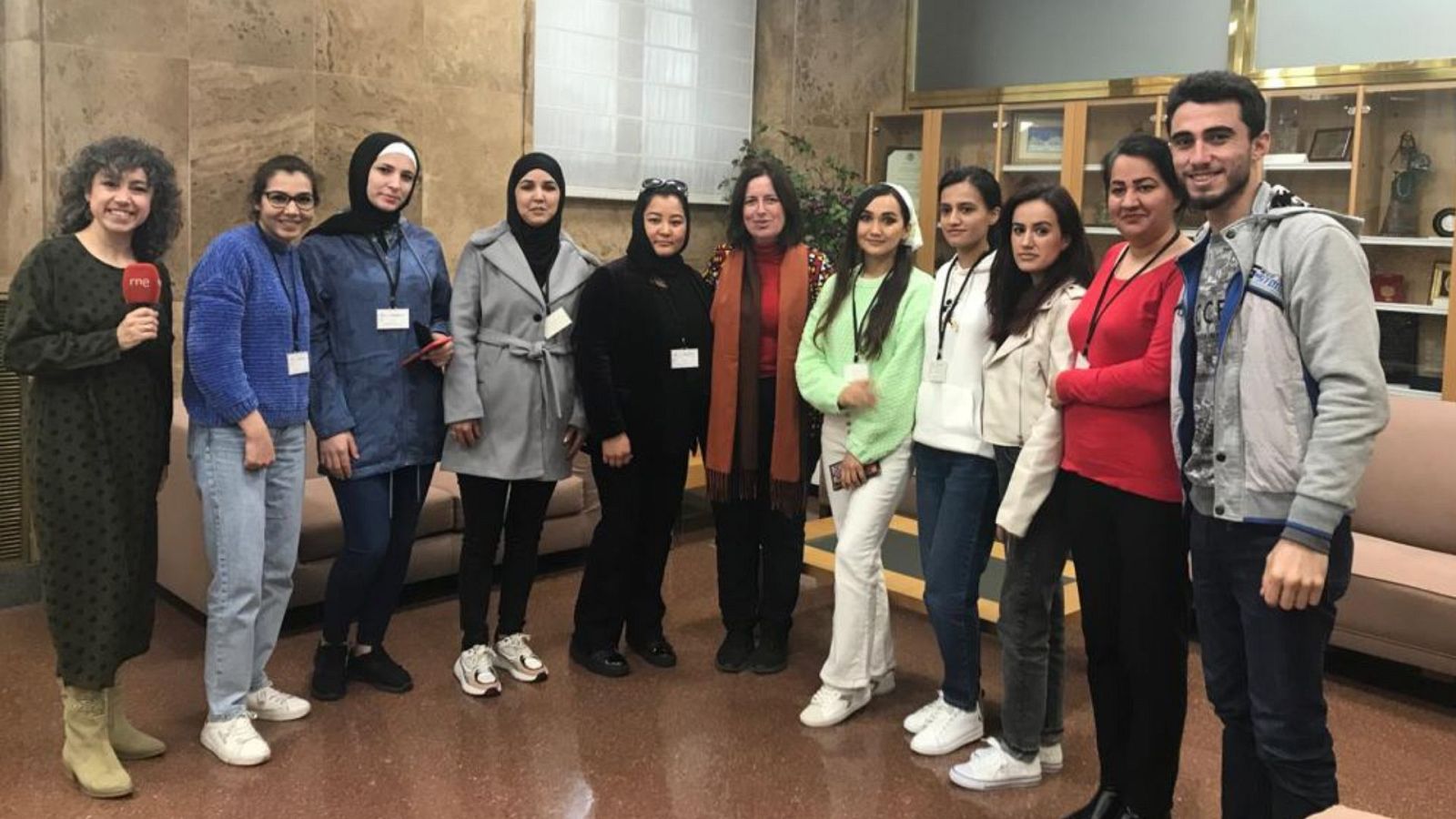 Más cerca - Cursos de español adaptados a refugiados sirios y afganos - Escuchar ahora