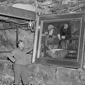 Preguntas a la Historia - Preguntas a la historia ¿Quiénes fueron los principales coleccionistas nazis de obras de arte? - 14/03/23 - Escuchar ahora