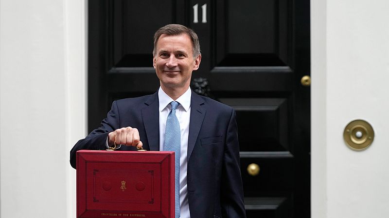 Cinco Continentes - Reino Unido evitará la recesión - Escuchar ahora