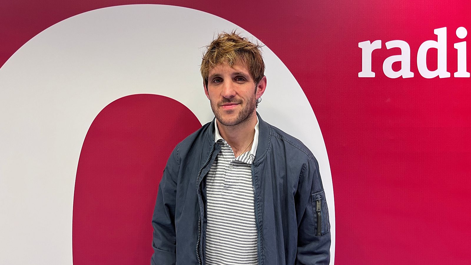 Arte compacto en Radio 5 - 'El último verano antes de todo' de Jota Linares - 18/03/2023 - Escuchar ahora