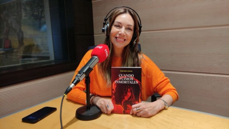 'Cuando fuimos inmortales', de Gabriela Llanos - Escuchar ahora