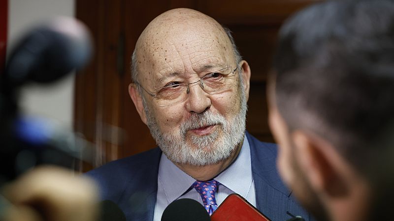 24 horas - Tezanos: "En las democracias modernas la confianza en el candidato es cada vez más importante" - Escuchar ahora