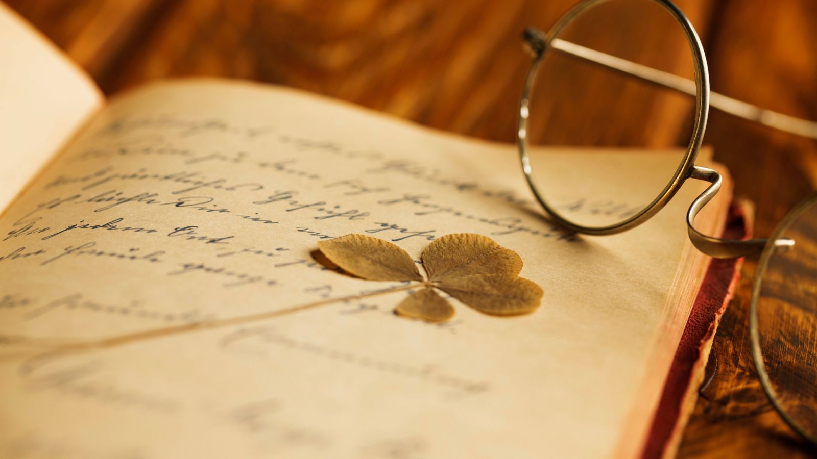 Creando que es gerundio - Día Mundial de la Poesía - 21/03/23 - escuchar ahora