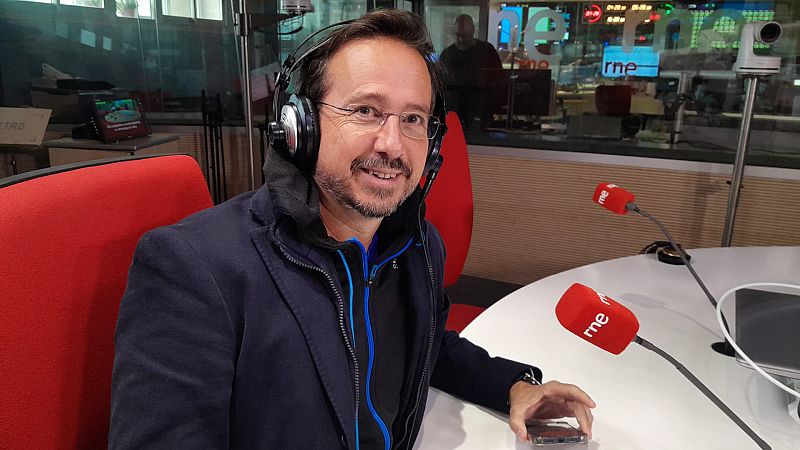 Sección Economía. Nacho Conde- Ruiz y los bancos - Escuchar ahora 