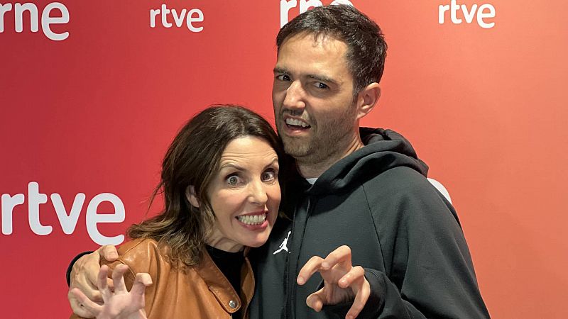 Las tardes de RNE - David Guapo y Marta González de Vega presentan 'De caperucita a loba' - escuchar ahora