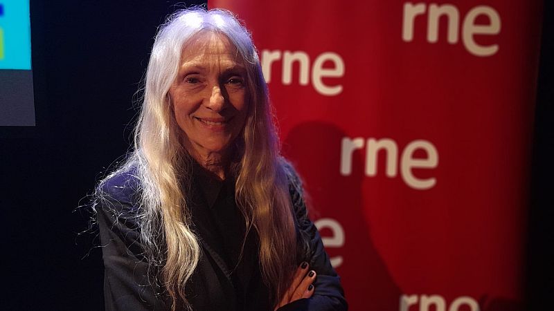 No es un día cualquiera - Conversamos con la modelo Pino Montesdeoca - Escuchar ahora