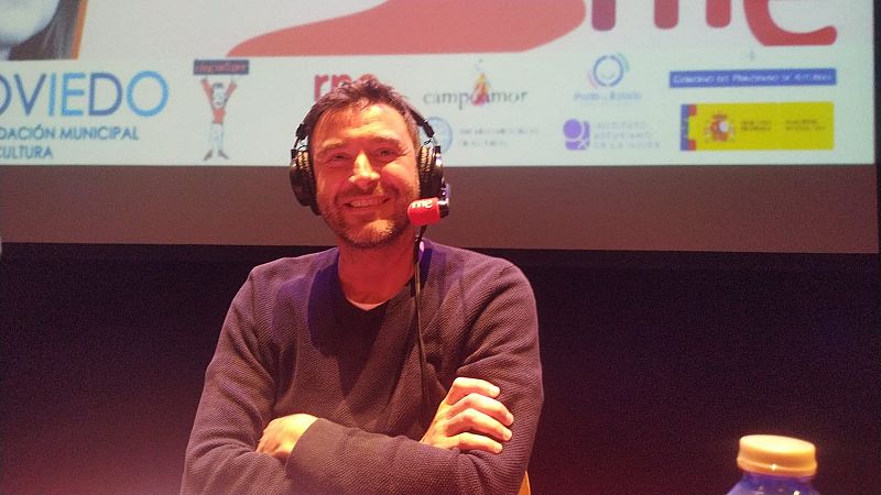 No es un día cualquiera Con chancles y orbayando con Pajarón en su