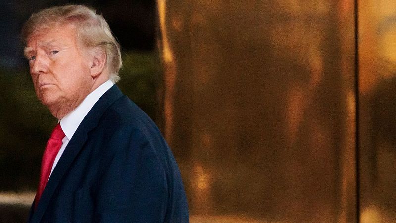 Más cerca - "Trump ha duplicado su ventaja en las primarias" - Escuchar ahora