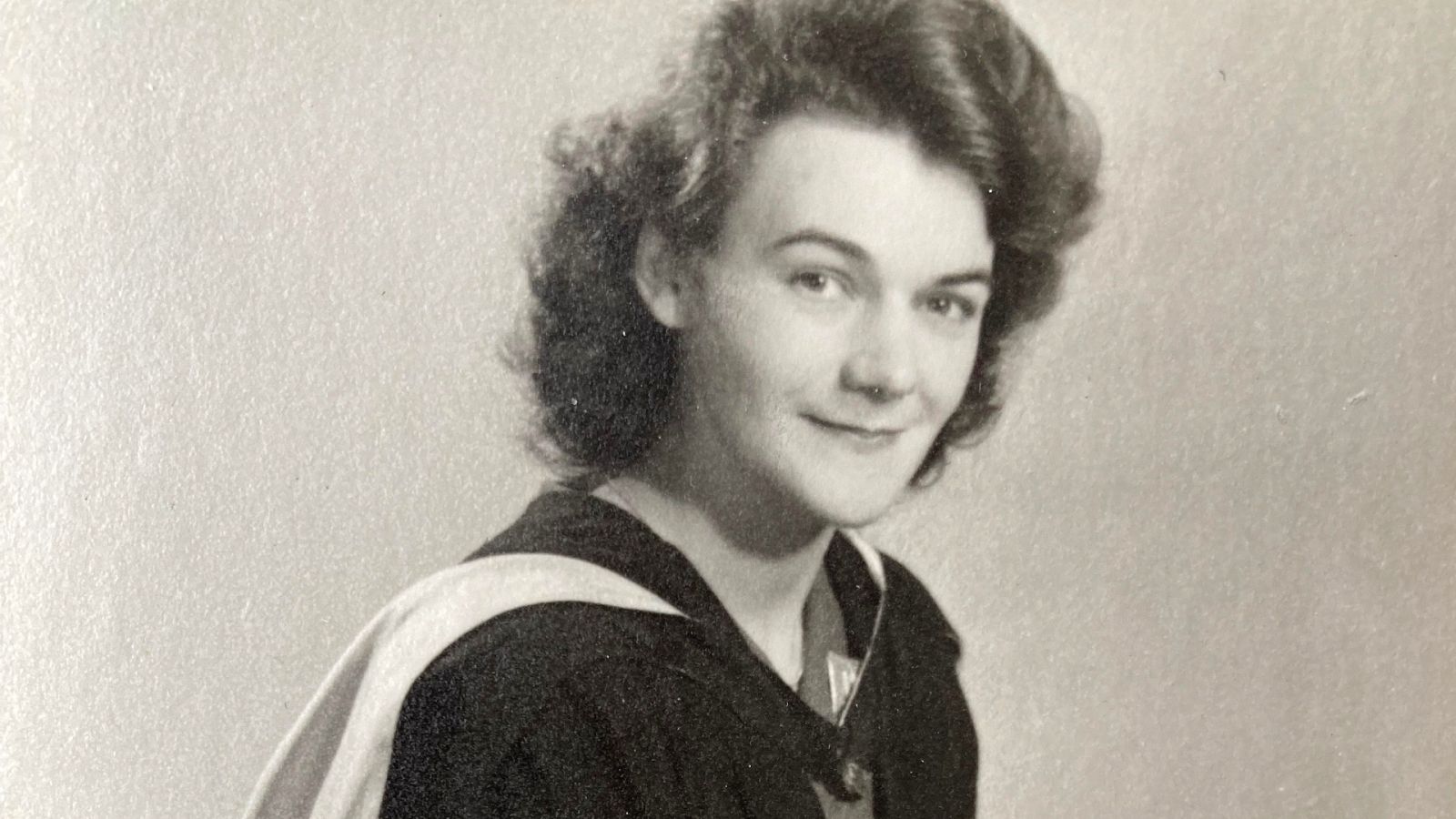 Respuestas de la Ciencia - (1894) ¿Quién fue June Lindsey? - 04/04/23 - escuchar ahora