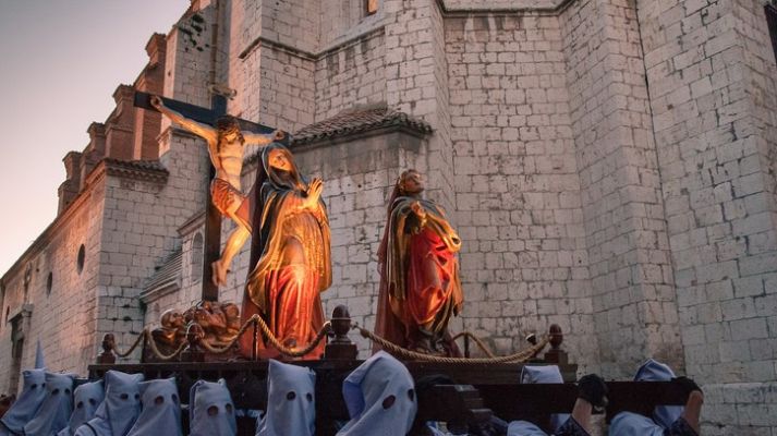 Sicut Luna perfecta - Viernes y Sábado Santos - 08/04/23 - escuchar ahora