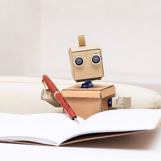 Poden les intel·ligències artificials fer literatura?