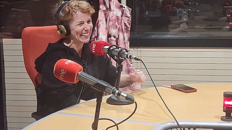 Las tardes de RNE - María Vázquez: "El trabajo de las mariscadoras está infravalorado" - Escuchar ahora