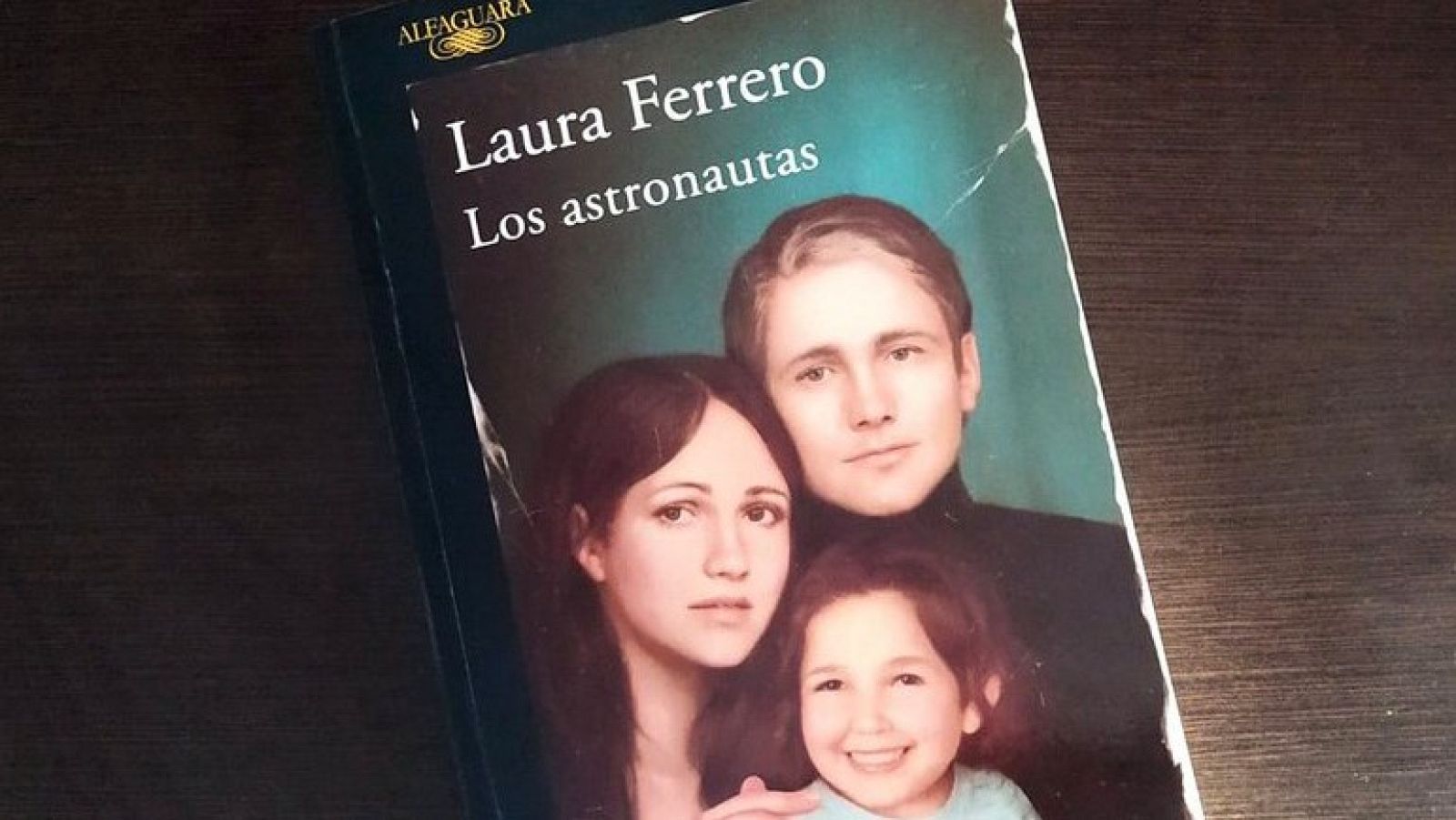 Alguien debería prohibir los domingos por la tarde - Los astronautas - 16/04/23 - escuchar ahora