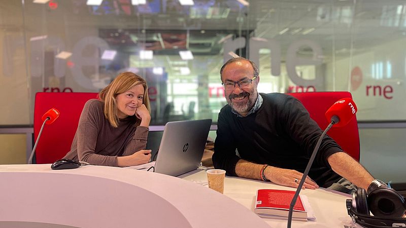 No es un día cualquiera - Jesús Marchamalo nos despieza 'Los genios' de Jaime Bayly - Escuchar ahora