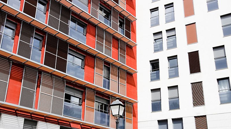 Las Mañanas de RNE con Íñigo Alfonso - Viviendas de la Sareb para alquileres: "No es la panacea, pero en algún punto se tiene que empezar" - Escuchar ahora