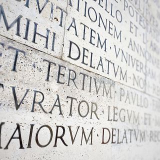 El español urgente con FundéuRAE