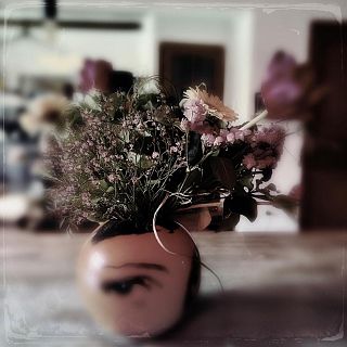 Alguien debería prohibir los domingos por la tarde