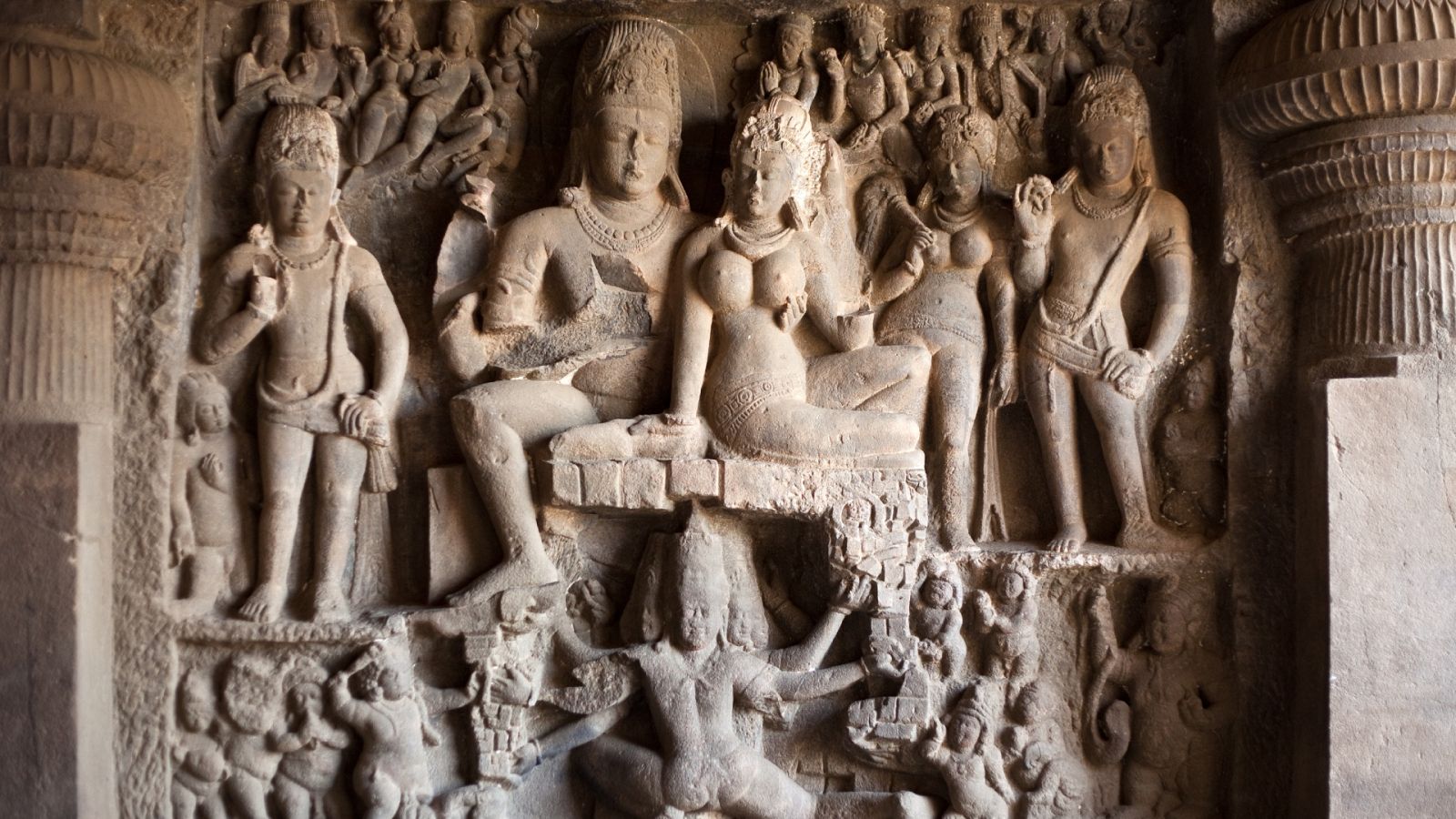 Crónicas de un nómada - Cuevas de Ellora - 25/04/23 - escuchar ahora