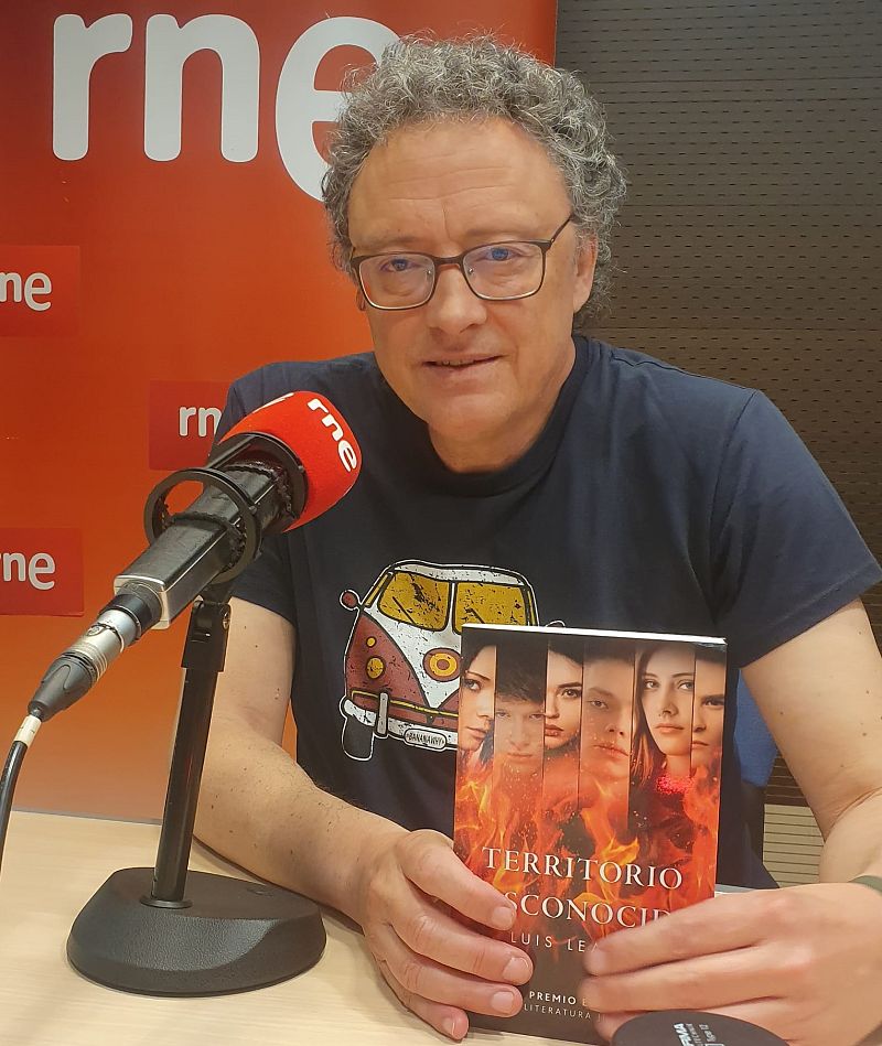 Luis Leante, escritor Escuchar ahora