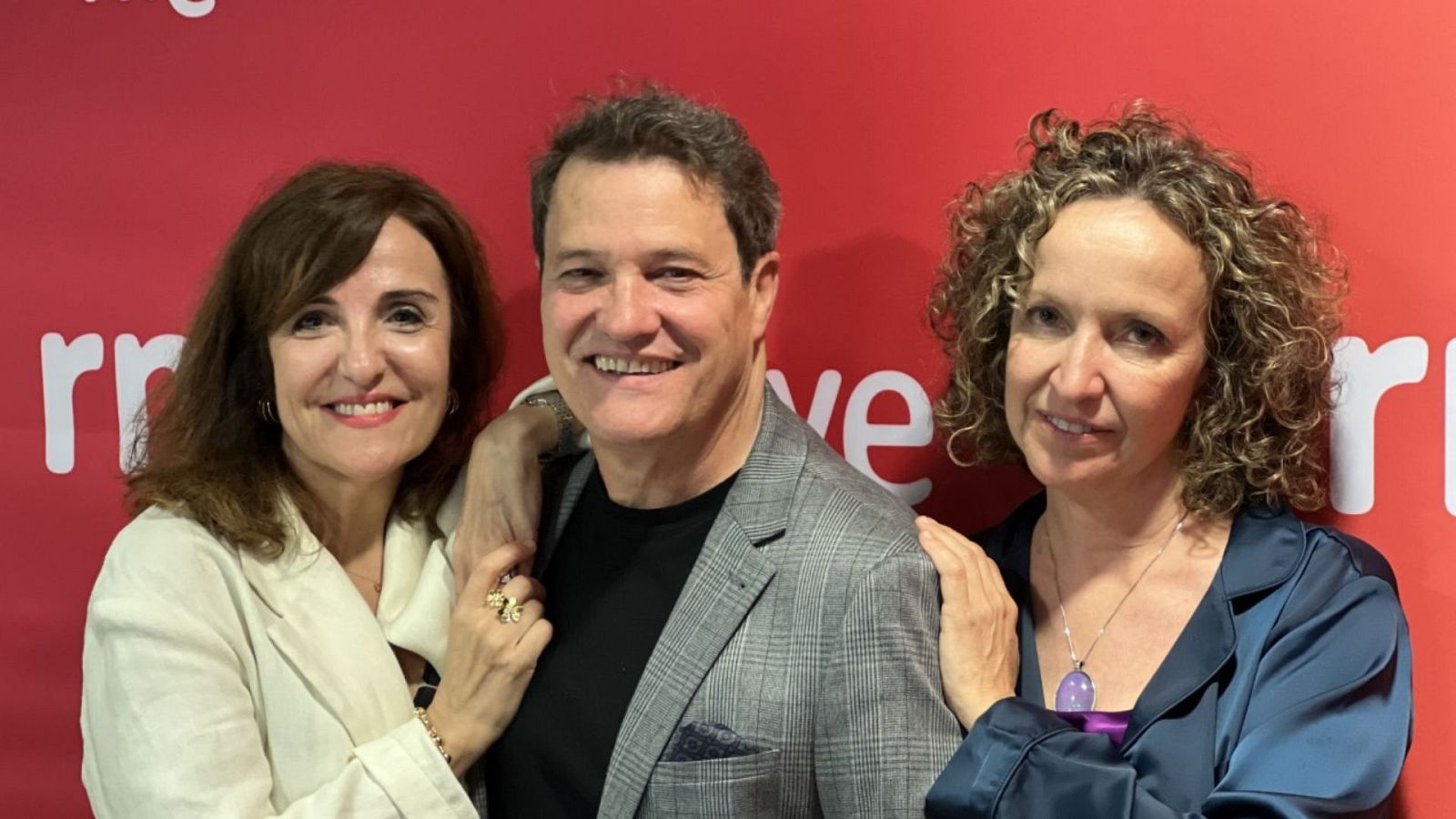 Las tardes de RNE - Las relaciones familiares de los actores, en 'Alguien que cuide de mí' - Escuchar ahora