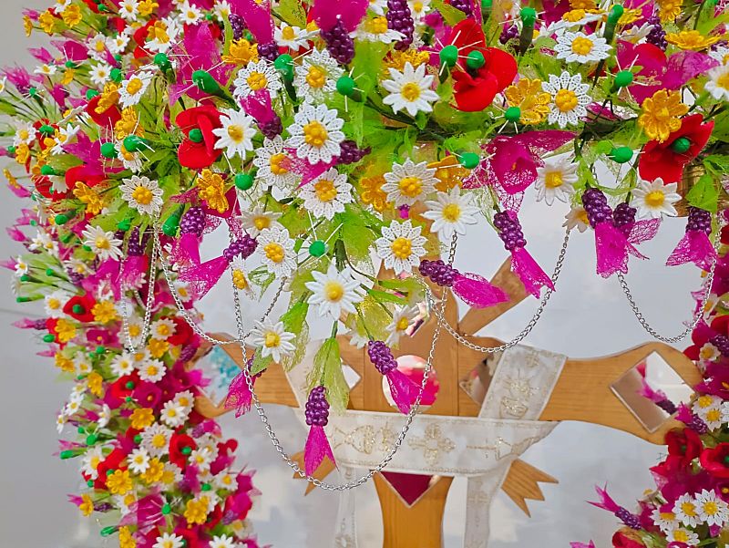 Las coritas piden ser hermanas de la Santa Cruz de Feria - 27/04/23 - Escuchar ahora