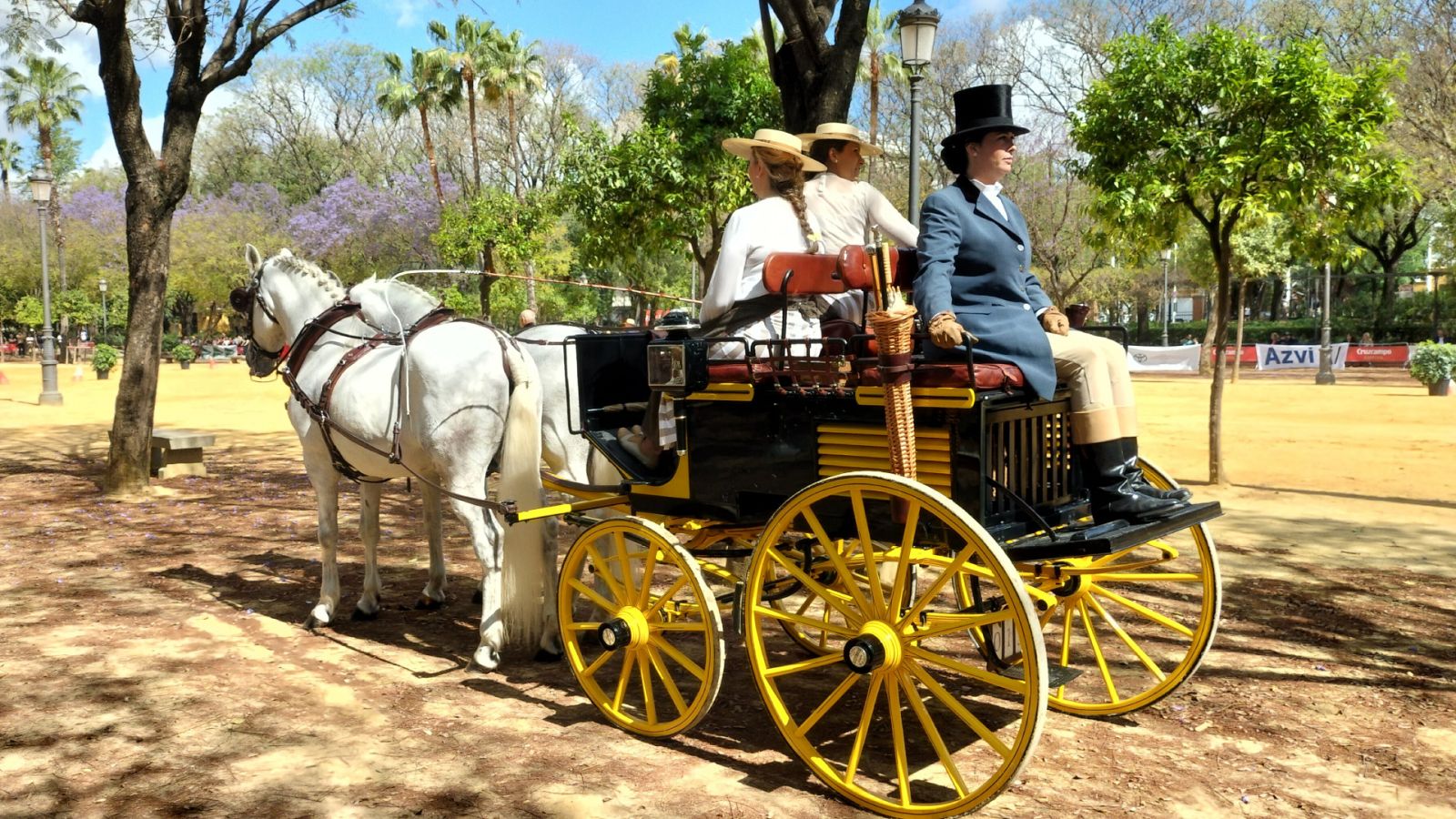 En primera persona - Tradición del carruaje y del enganche en Sevilla - 28/04/23 - escuchar ahora