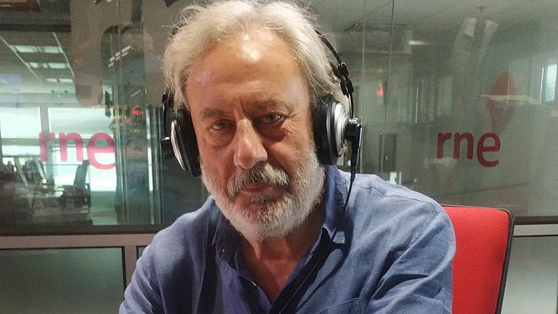 No es un día cualquiera - Julio Llamazares y la recién estrenada 'Vagalume' - Escuchar ahora