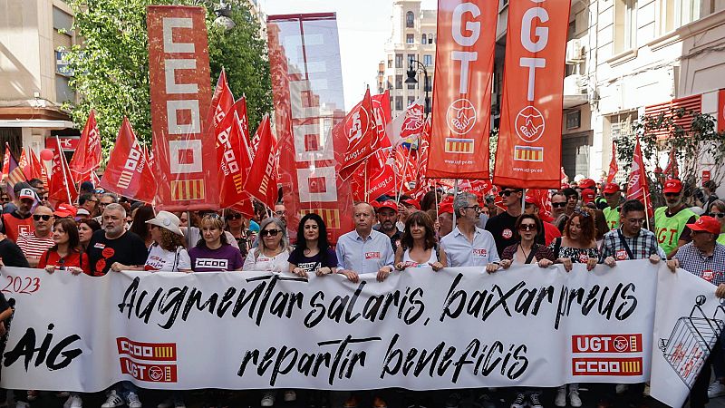 Primero de Mayo, de la fiesta a la reivindicaci�n - Escuchar ahora