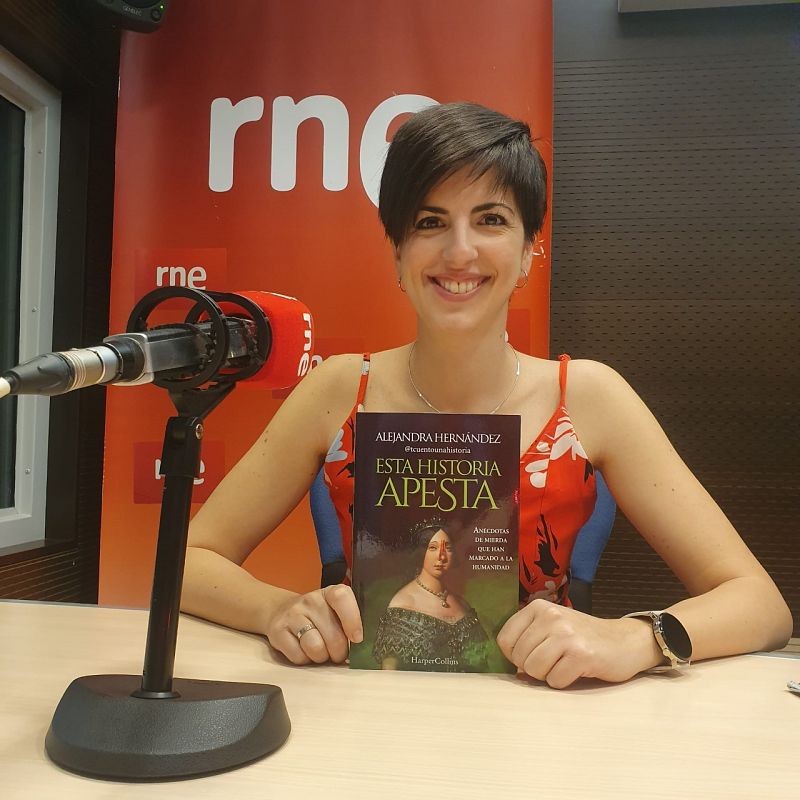 RNE Murcia. Entrevista con Alejandra Hernández, escritora. 04/05/2023 - Escuchar ahora