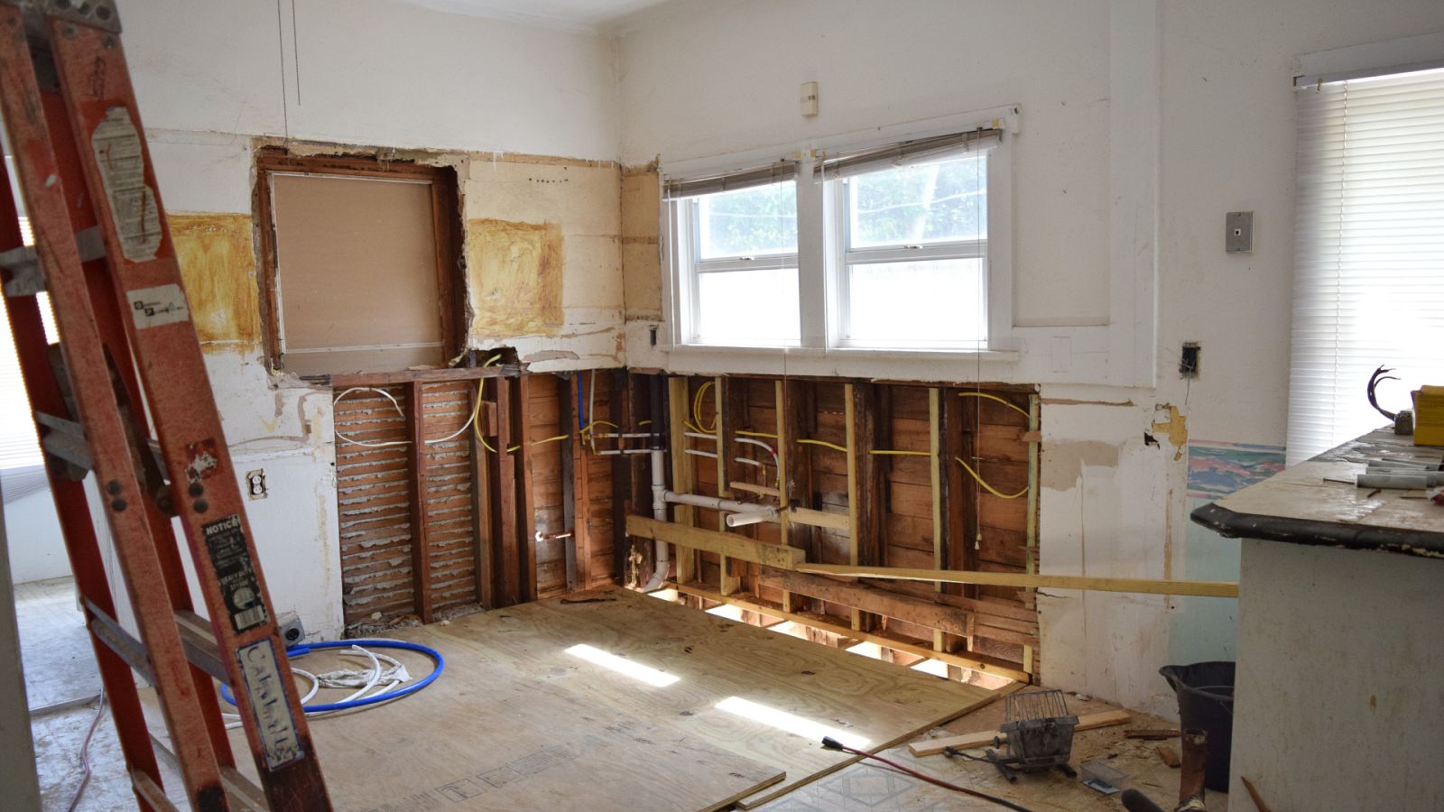 Mundo inmobiliario - 'Alquilar sin pagar renta a cambio de reformar la vivienda' - 02/05/23 - escuchar ahora