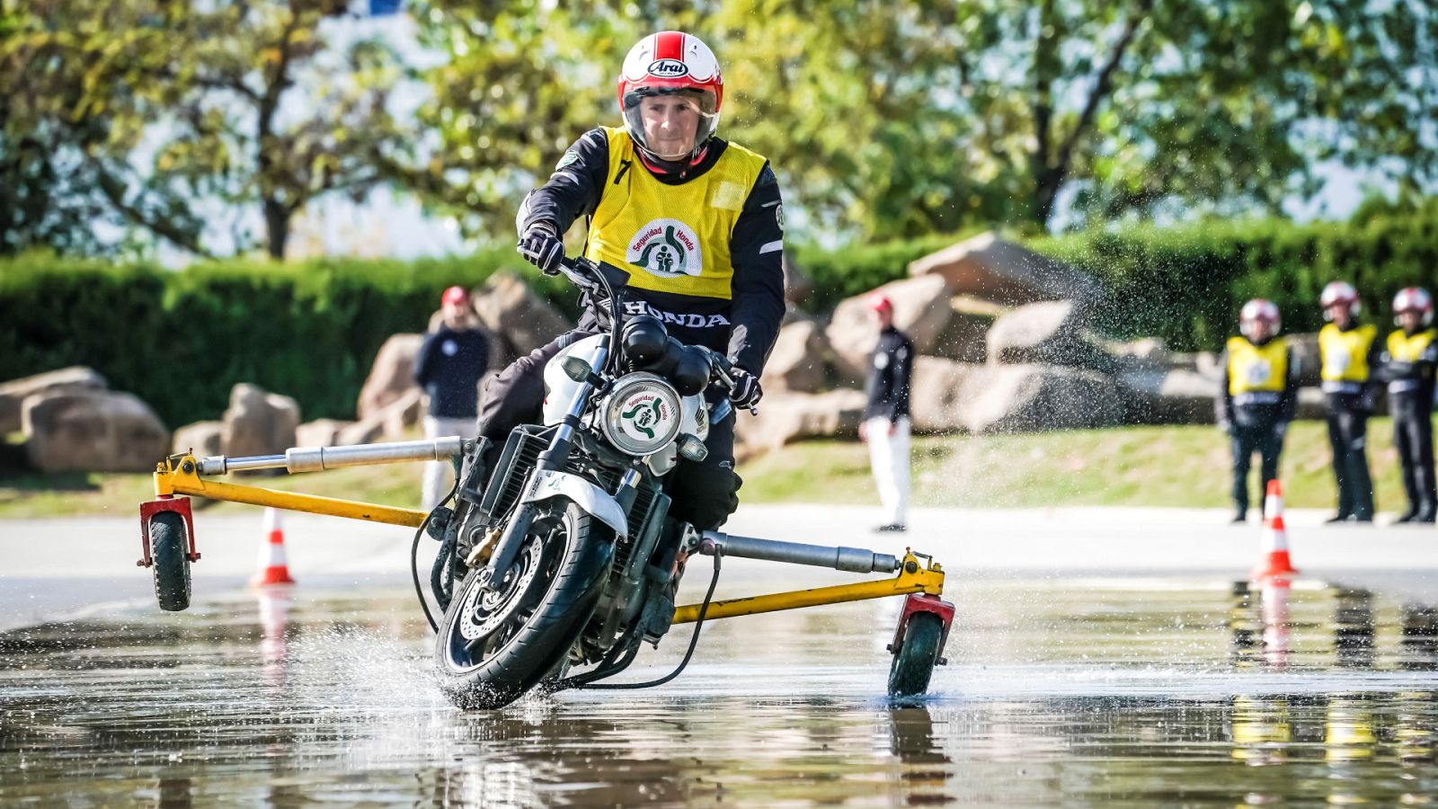 Seguridad vial en Radio 5 - Formación, concienciación y renovación del parque de motos - 07/05/23 - escuchar ahora