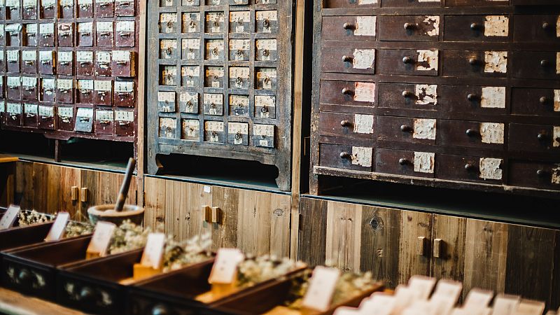 El gallo que no cesa - Los humanos se drogaban hace 3.000 años, según un estudio - Escuchar ahora