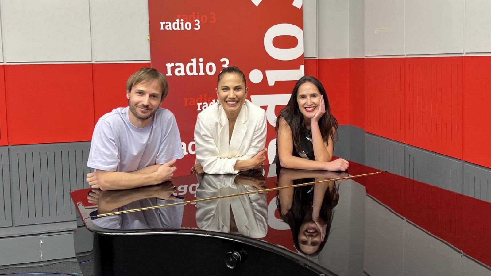 El típico programa - Toni Acosta y Mi Capitán - 13/05/23 - escuchar ahora