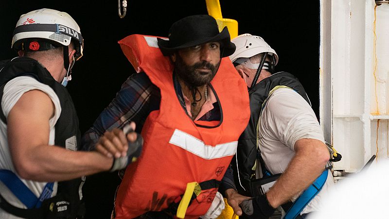 El faro del Mediterrneo - Captulo 2: Llegar a tiempo - Escuchar ahora