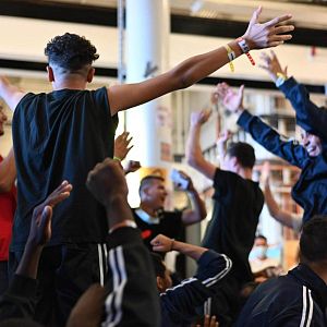 El faro del Mediterráneo - El faro del Mediterráneo - Capítulo 4: Calma, rutina y dignidad - Escuchar ahora