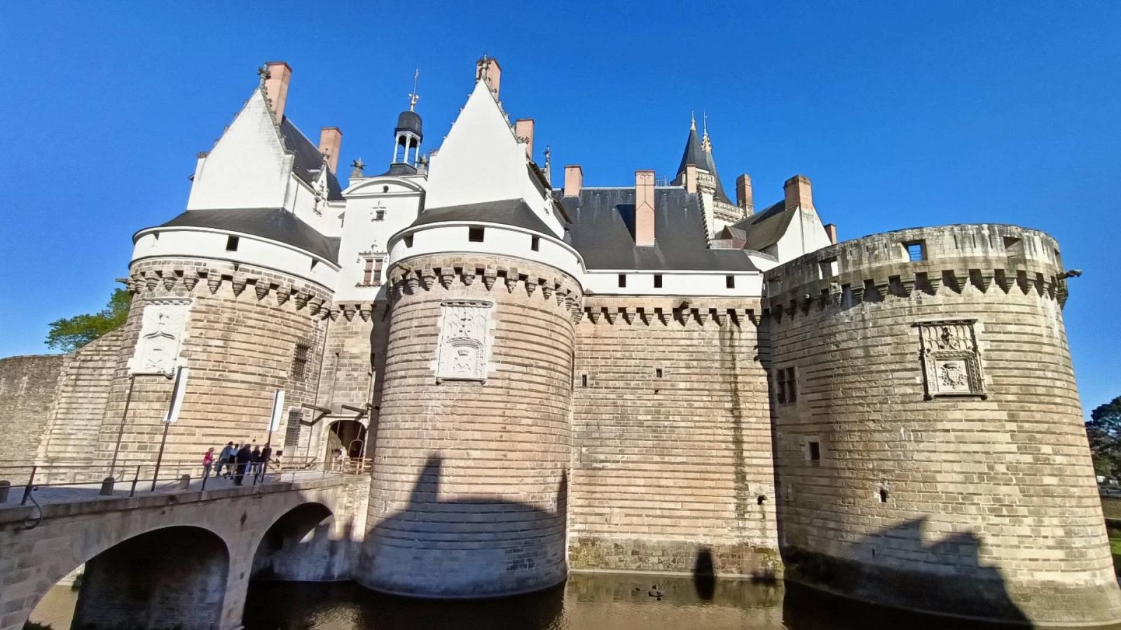 10.000 lugares para viajar con Ángela Gonzalo - Rennes y Nantes, unidas por un hilo histórico - 20/05/23 - Escuchar ahora